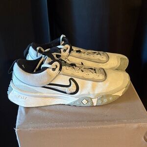 Nike Cream and Black Athletic Shoes